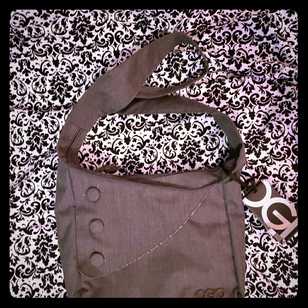 Cross shoulder bag